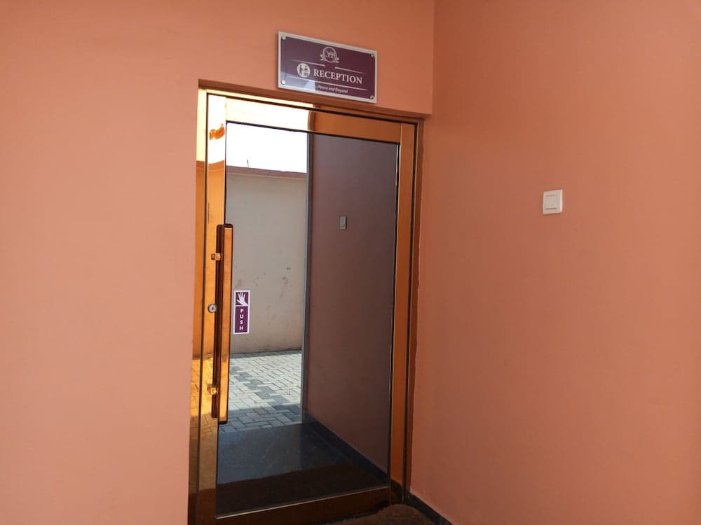 Somerset Suites