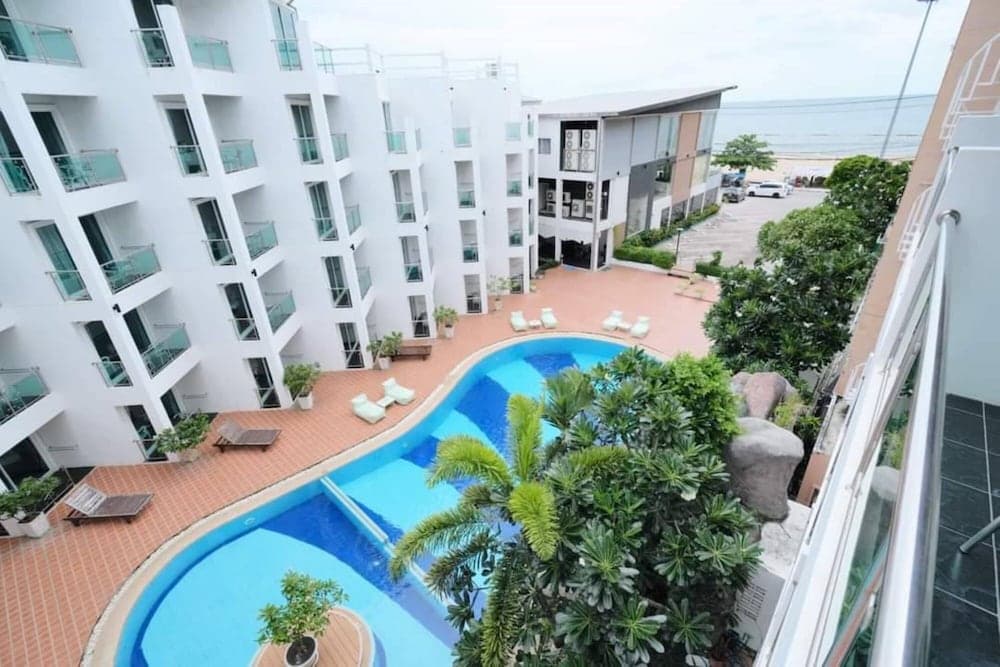 Dragon Beach Resort
