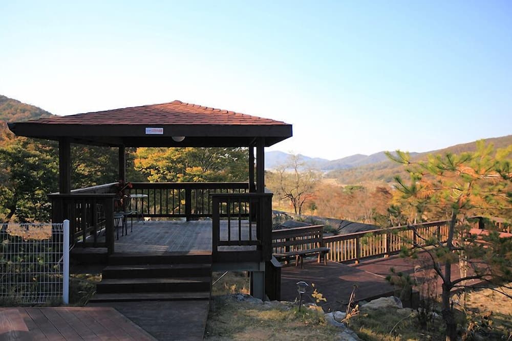 Ganghwa Chaewon Eadeu Pension