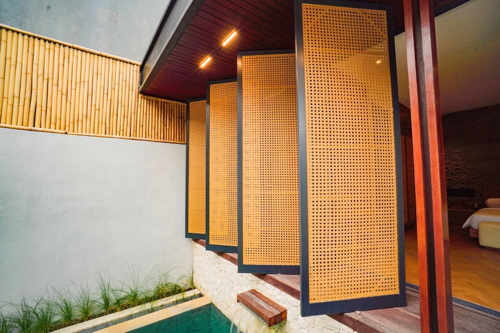 AMR Echo Beach Villa's Canggu