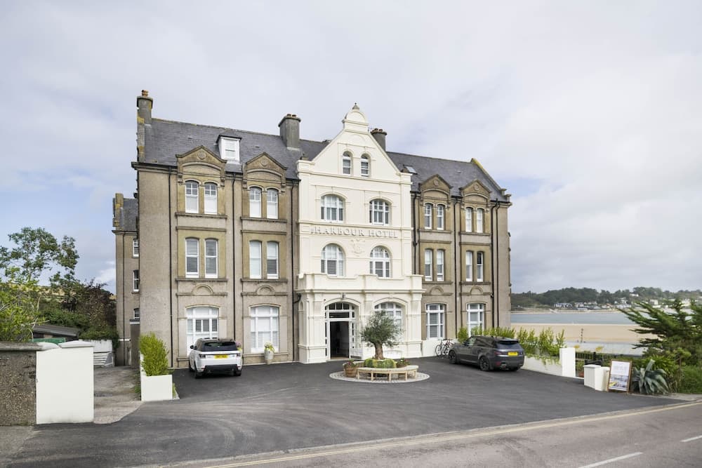 The Metropole Hotel
