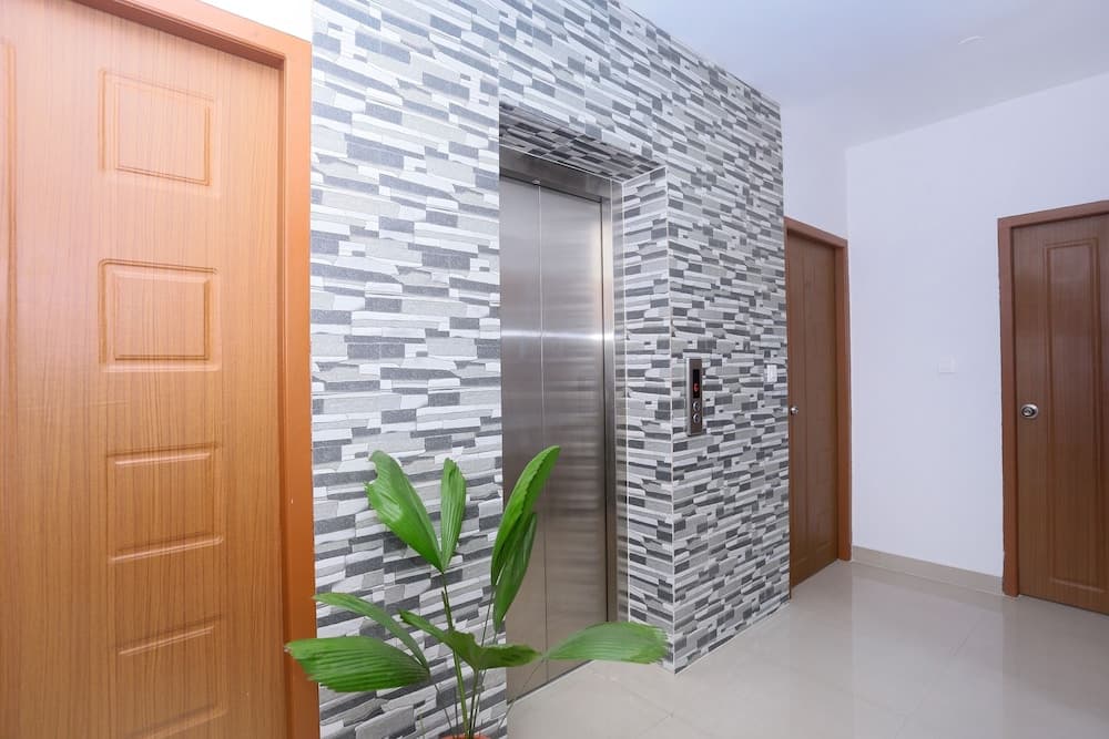 Oyo 30973 Thulasi Inn