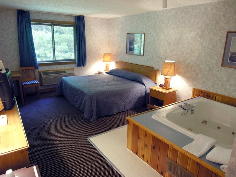 The Pinewood Lodge