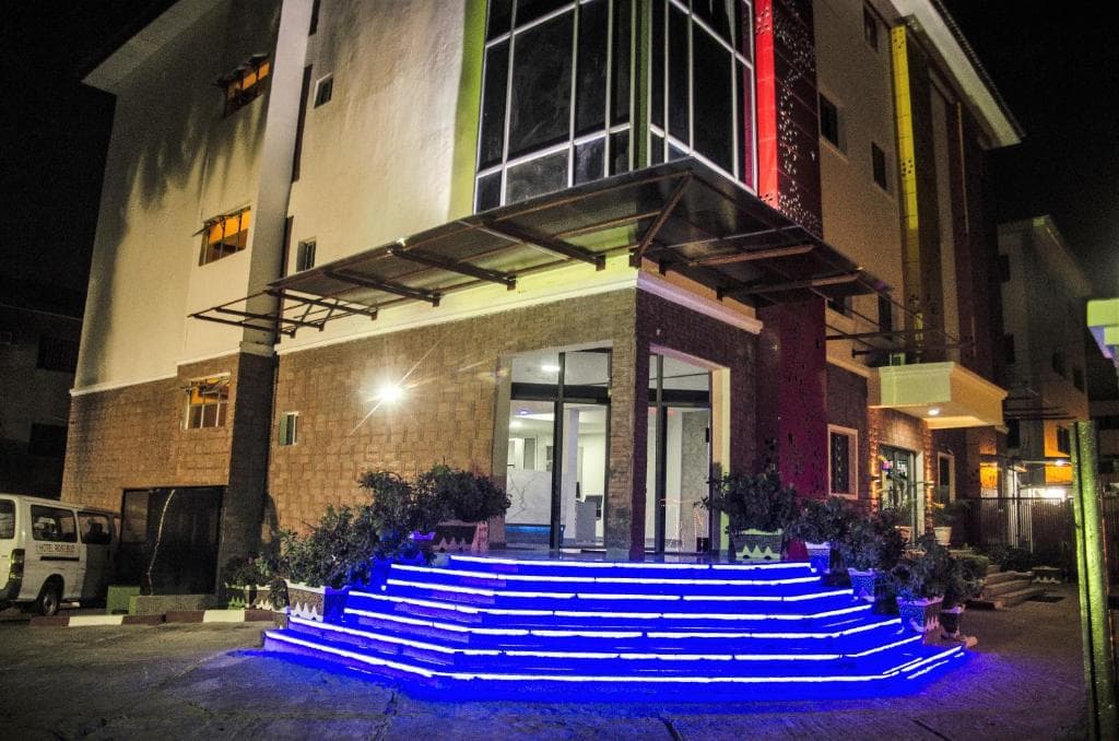 Hotel Rosebud