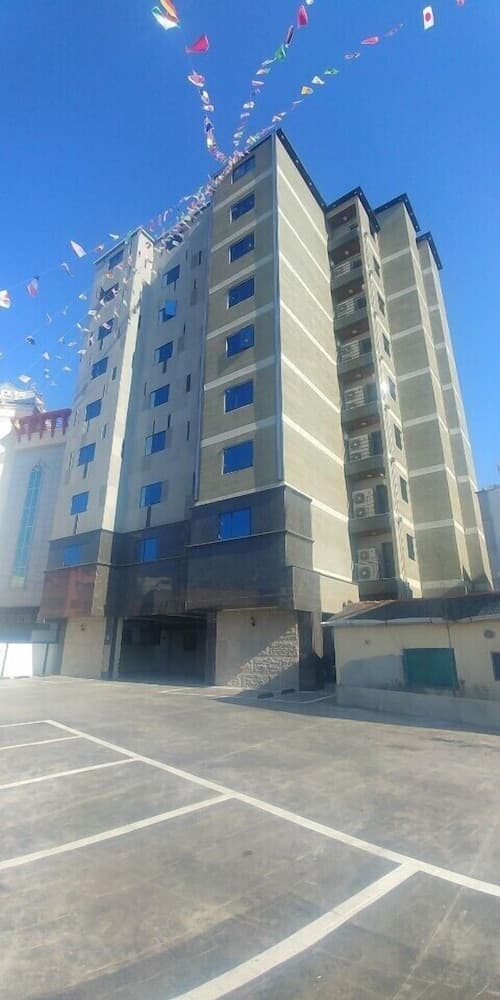 Central Hotel
