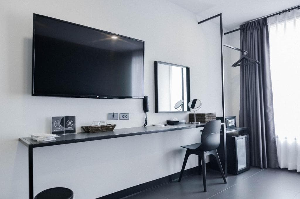 CREW Hotel