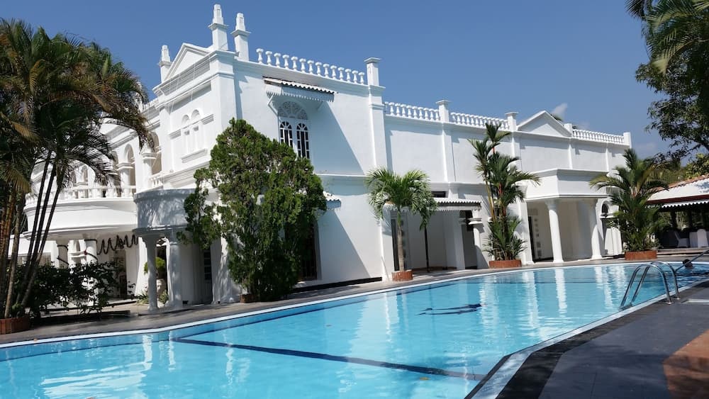 Bougain Villa