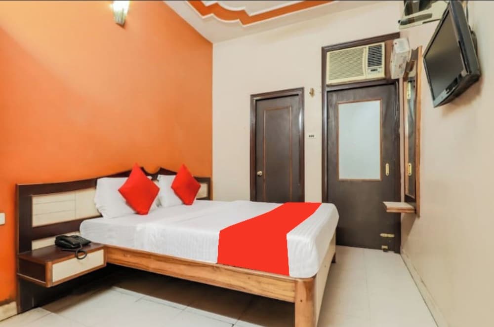 Hotel Sunrise Charbagh Lucknow