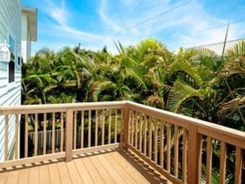 Manna Tee Beach House