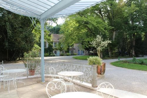 Chateau De Tailly