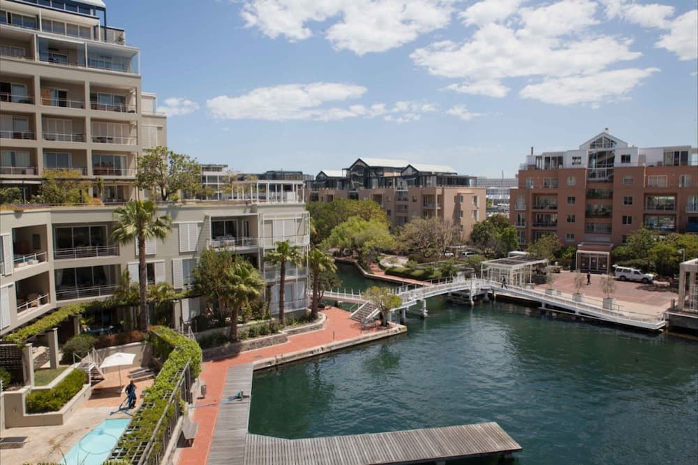V&A  Marina