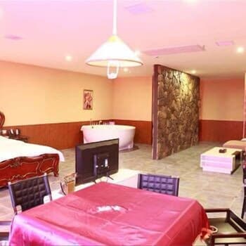 Hao Yue Theme Hotel