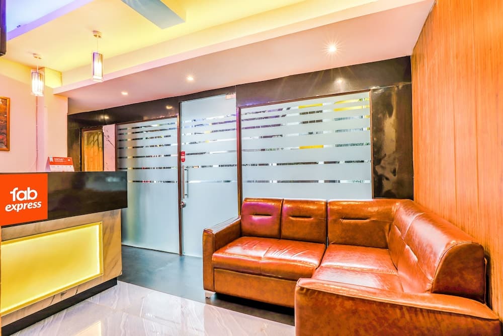 FabExpress Zara Inn
