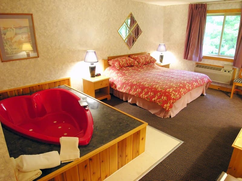 The Pinewood Lodge