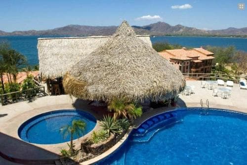 Flamingo Marina Resort