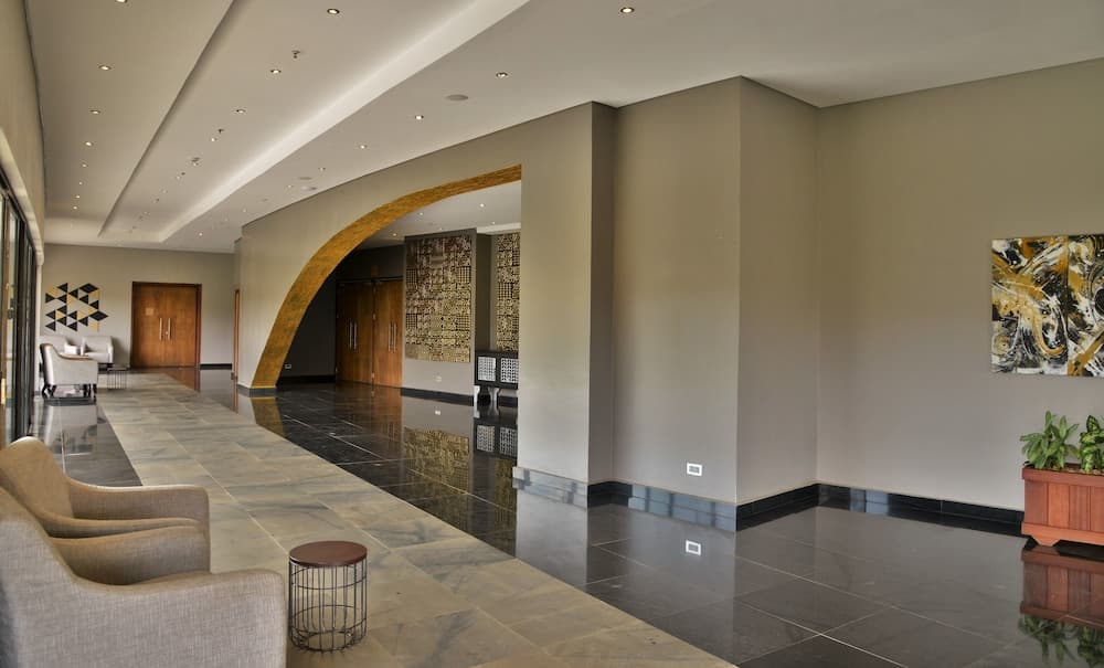 Mantis EPIC Hotel & Suites