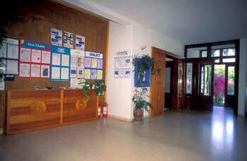 Caravos Hotel