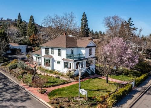 Abigails Bed & Breakfast Inn