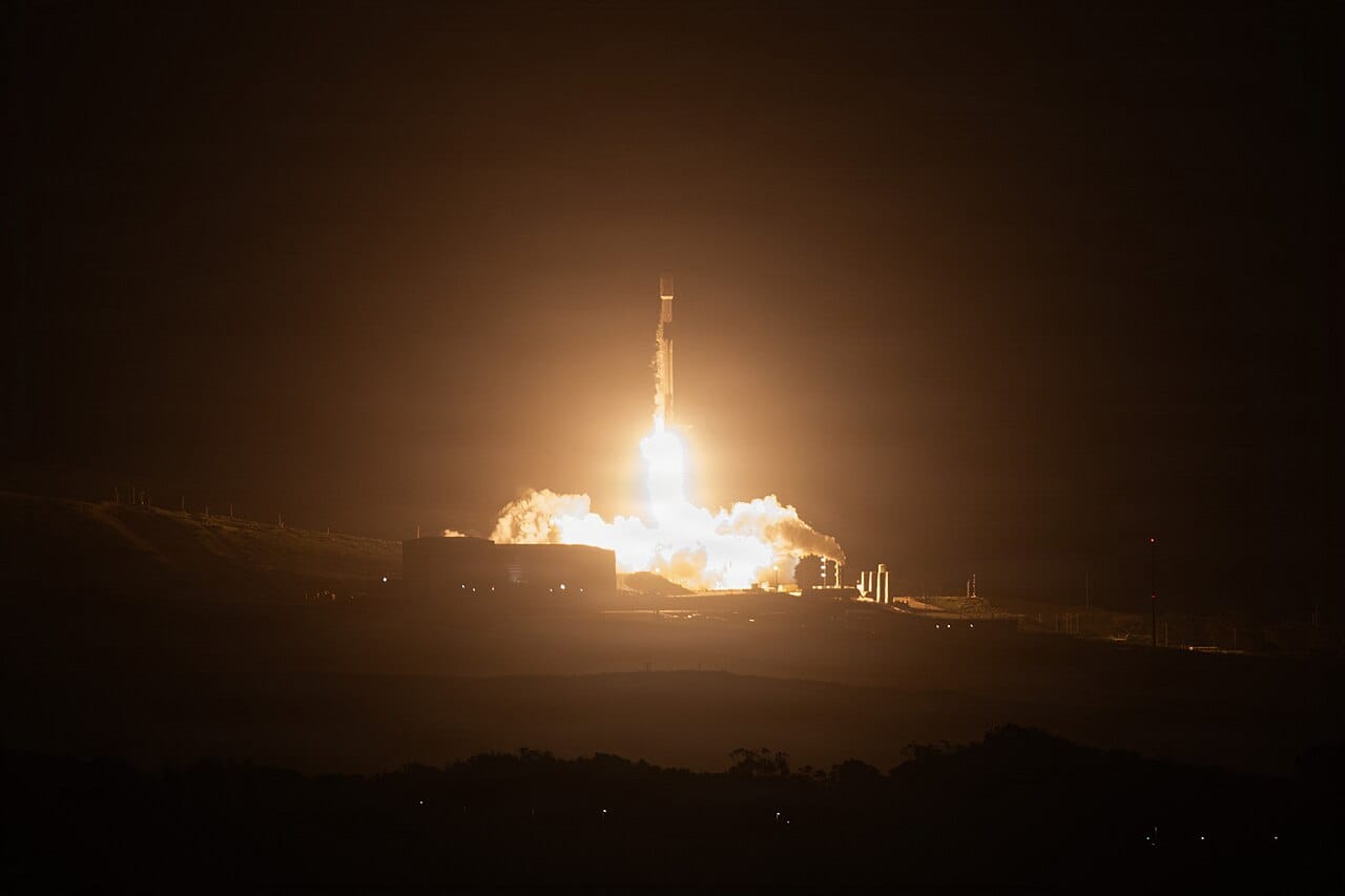 Vandenberg launch schedule guide with a Falcon 9 lifting off from California